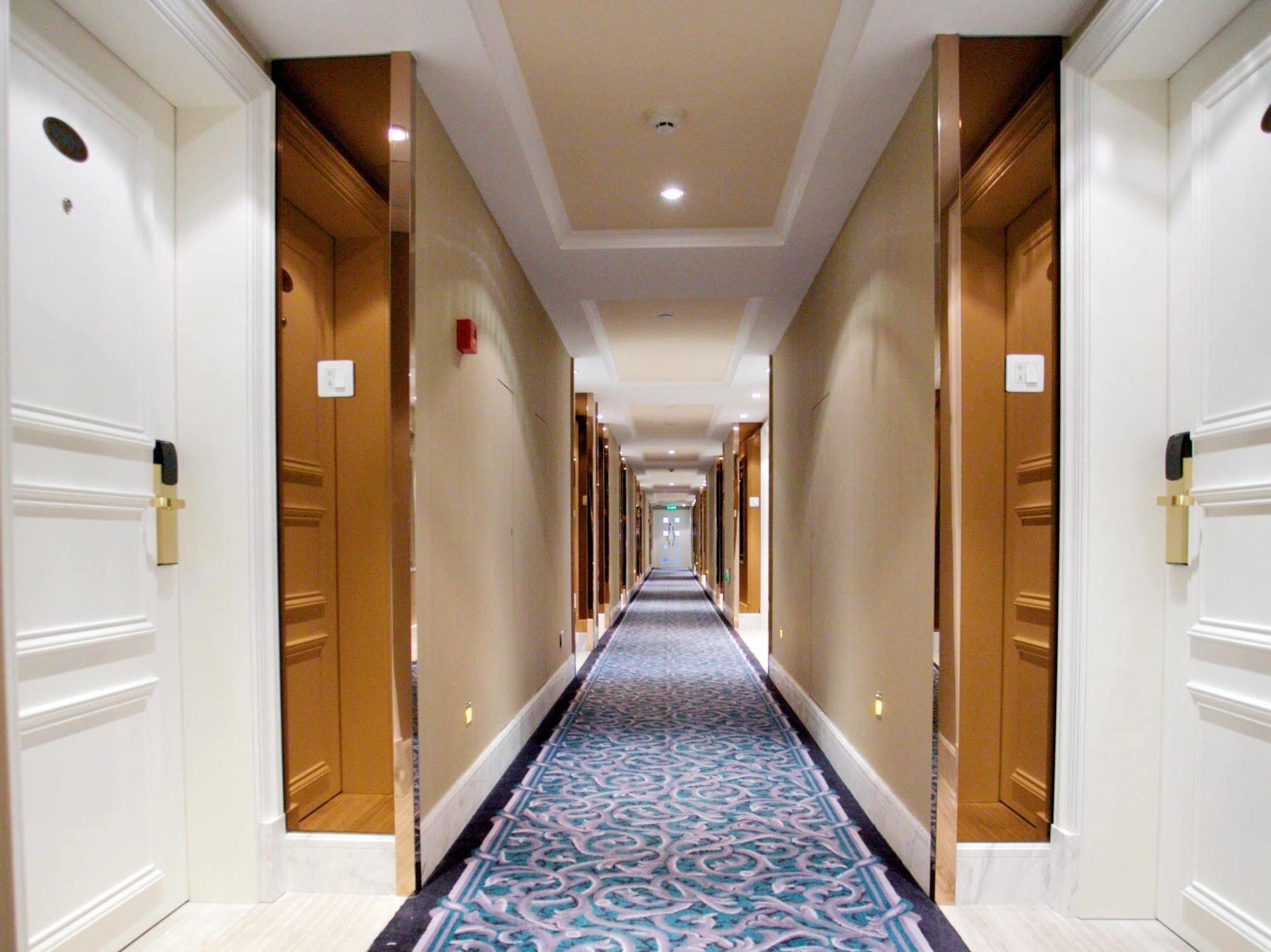 ננג'ינג Jingli Hotel מראה חיצוני תמונה