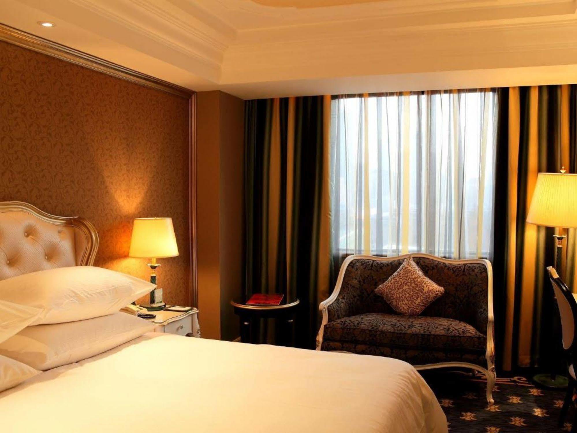 ננג'ינג Jingli Hotel מראה חיצוני תמונה